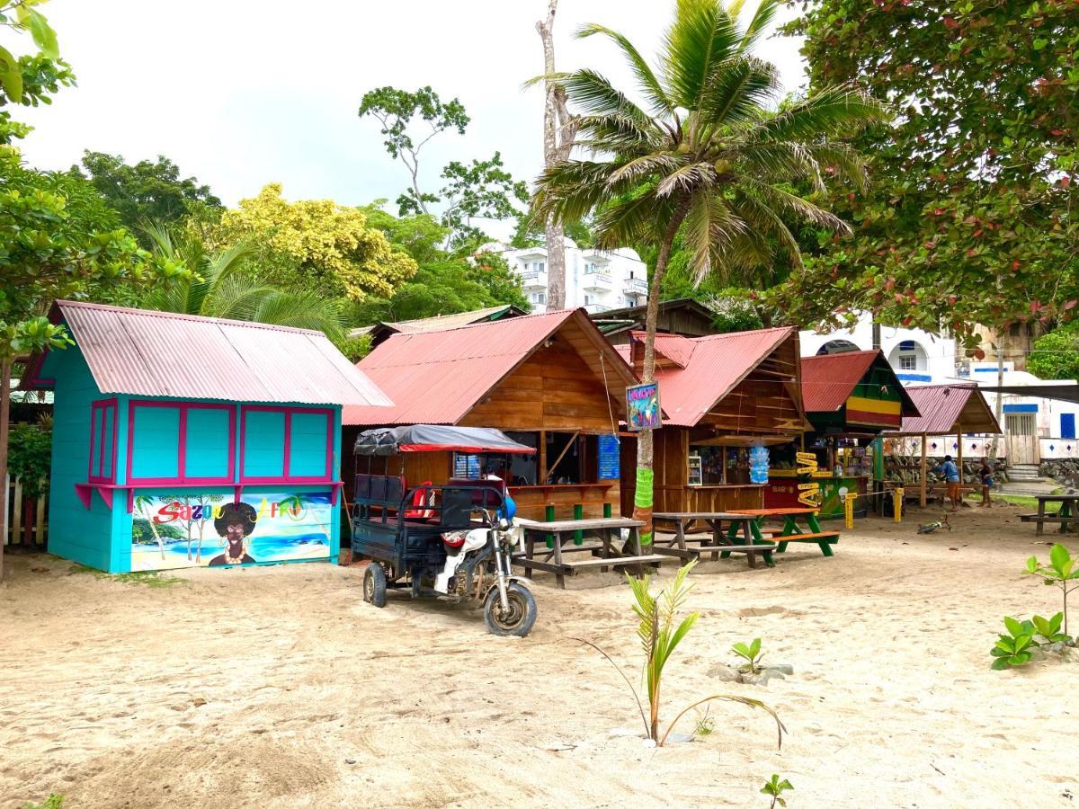 Los Robles Capurgana Hotel Exterior photo