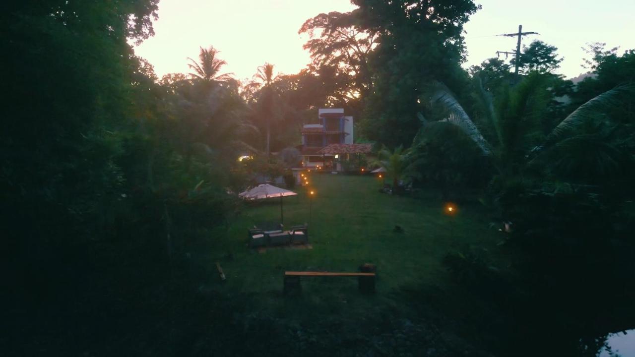 Los Robles Capurgana Hotel Exterior photo