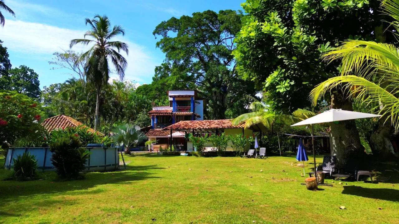 Los Robles Capurgana Hotel Exterior photo