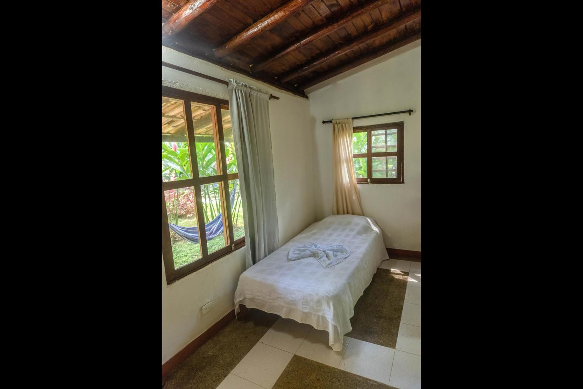 Los Robles Capurgana Hotel Room photo